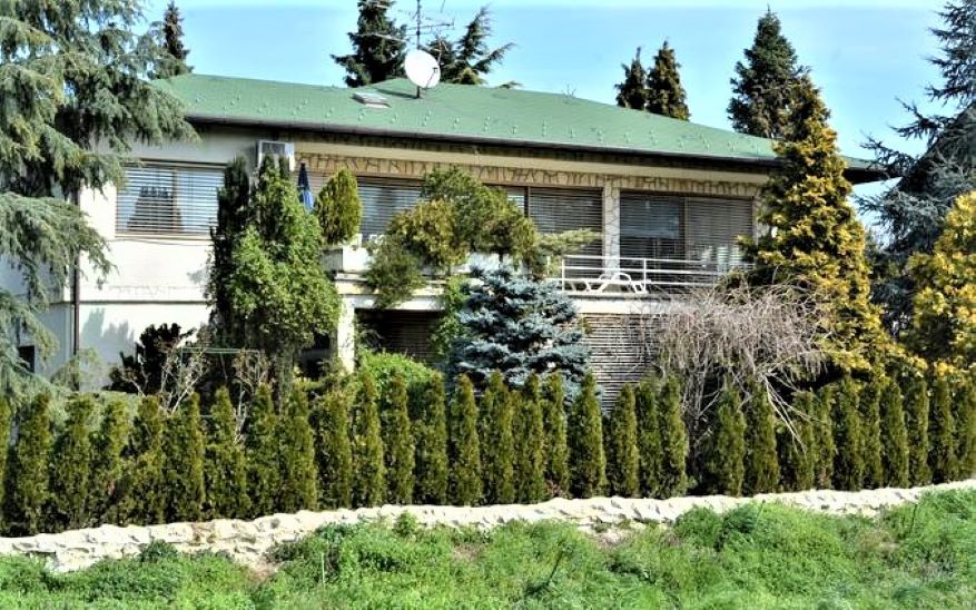 bareza kuca