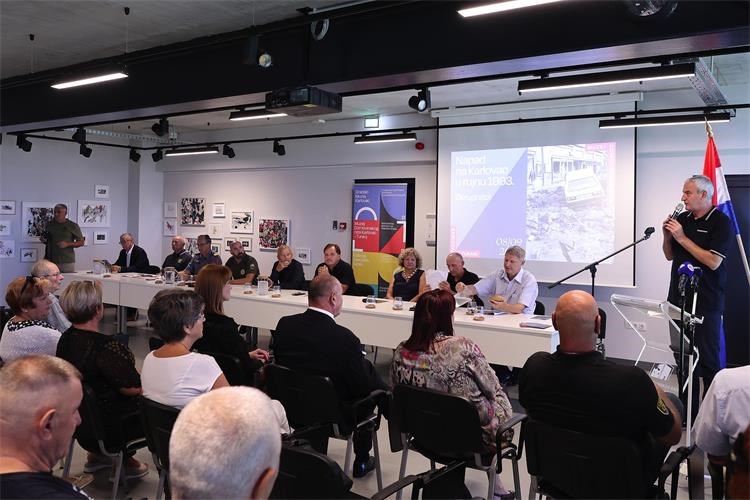 karlovac turanj muzej domovinskog rata okrugli stol