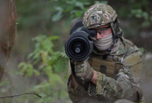 Protuoklopni prijenosni raketni sustav RGW 90