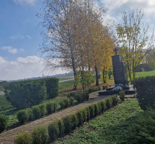 karadzicevo spomen obiljezje