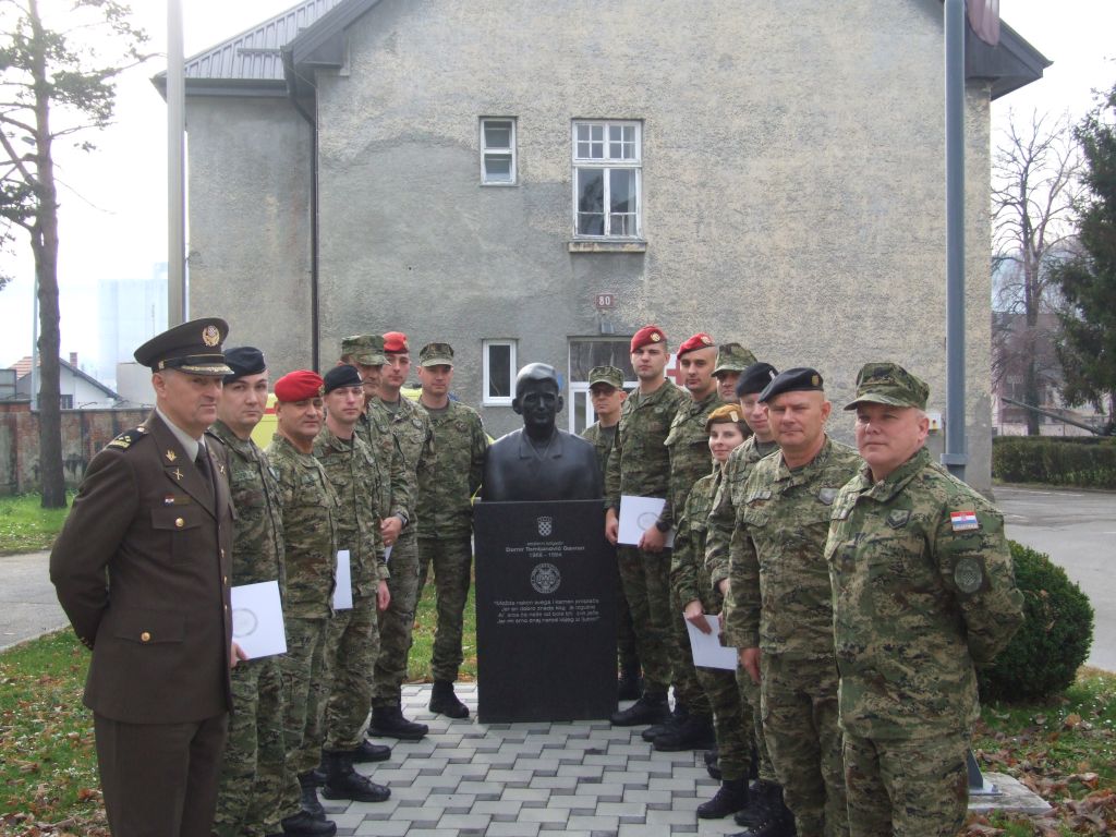 54212742139 934ee5ac2b o