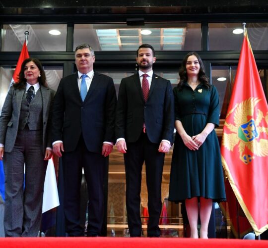 Dva predsjednika Hrvatske i Crne Gore sa suprugama