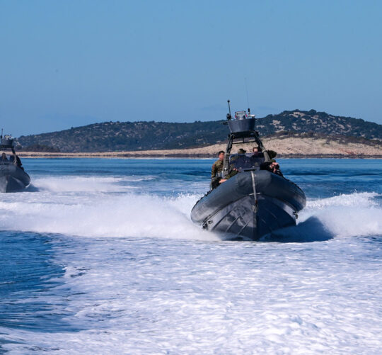 54472932305 89de76d9bf b