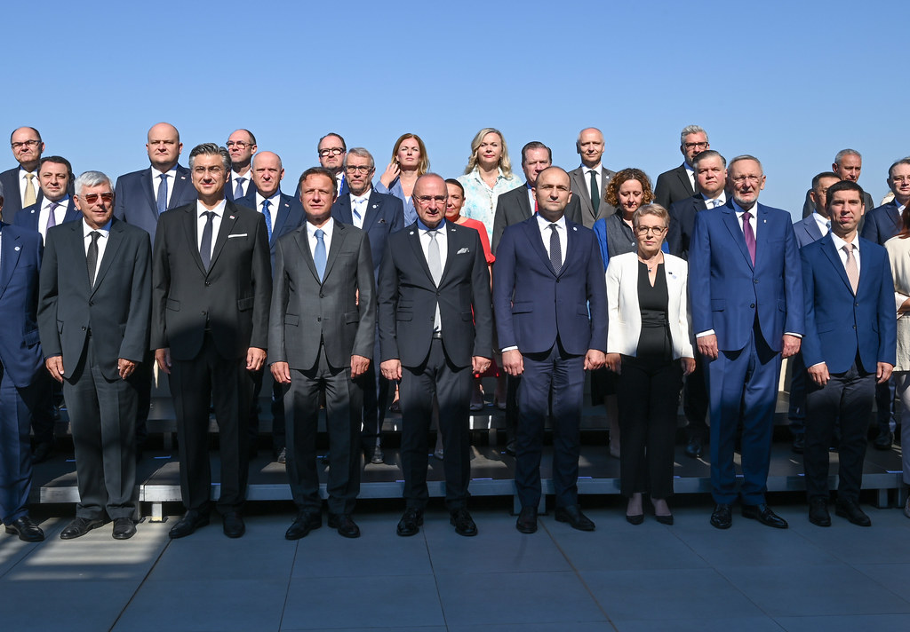 54650061430 ba1c6374a3 b