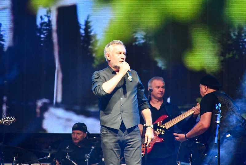 54702840805 1c430ab2fe c