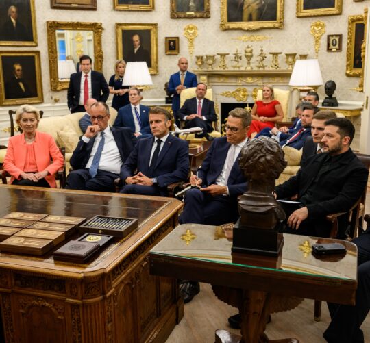 Predsjednik SAD Donald Trump 1024x1024 1