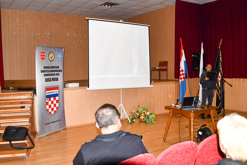zdenci, dokumentarni film
