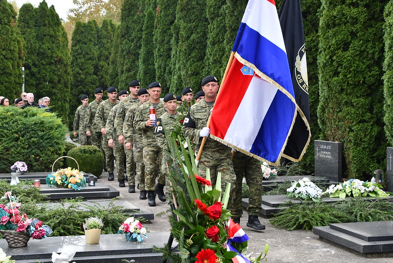 54859038588 7755e8804f c