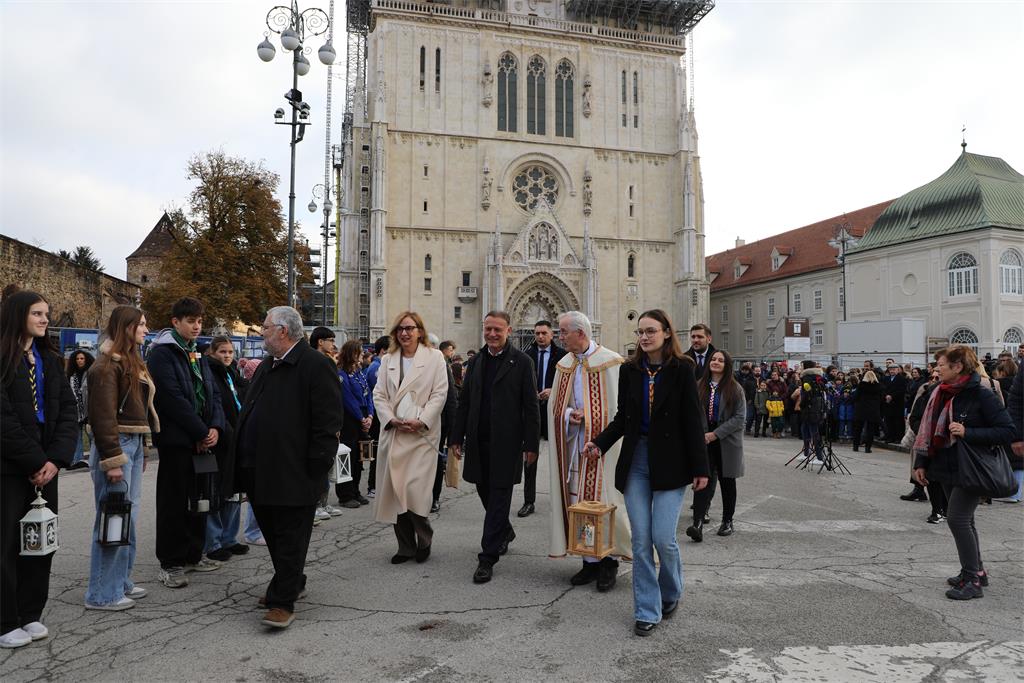 251207 Betlehemsko svjetlo 13