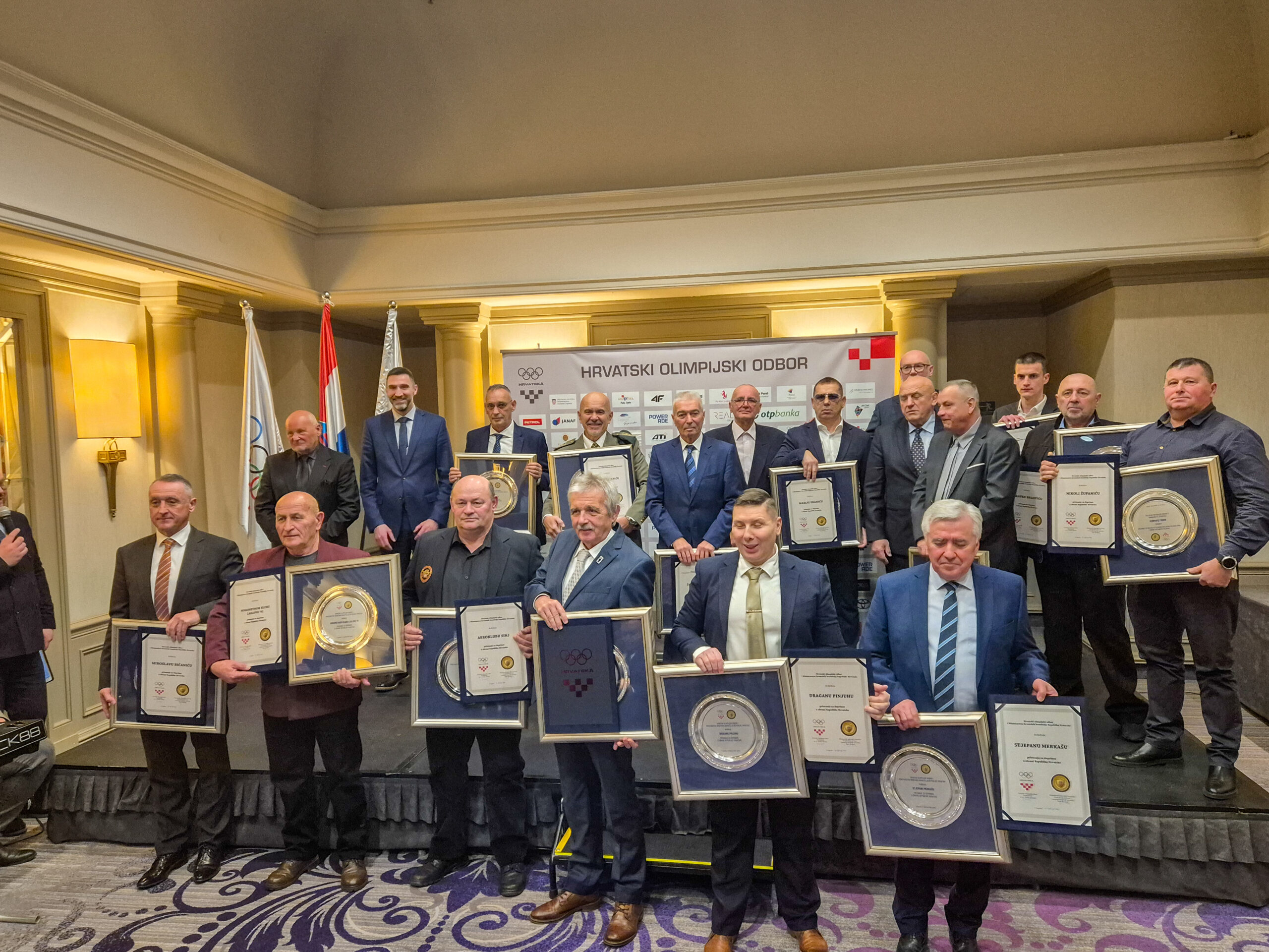 HOO podijela priznanja sportasima iz DR scaled