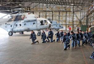 hrvatski marinci na uvjezbavanju zracnog desanta