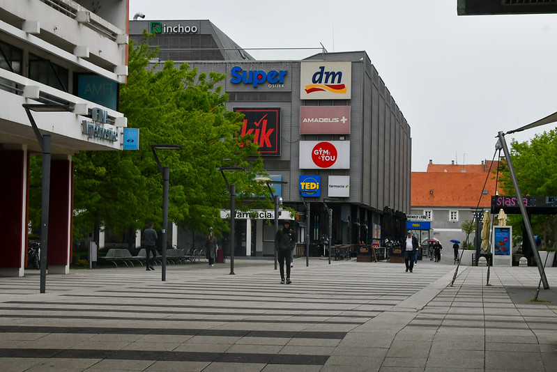 55238192336 5ab02ed990 c