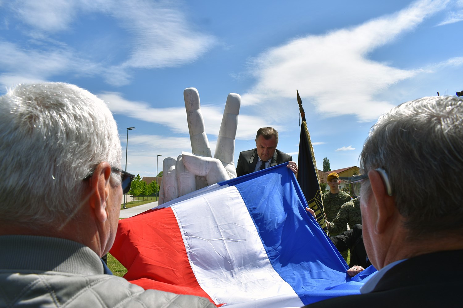 Otkriveno spomen obilježje Pobjeda za Pume
