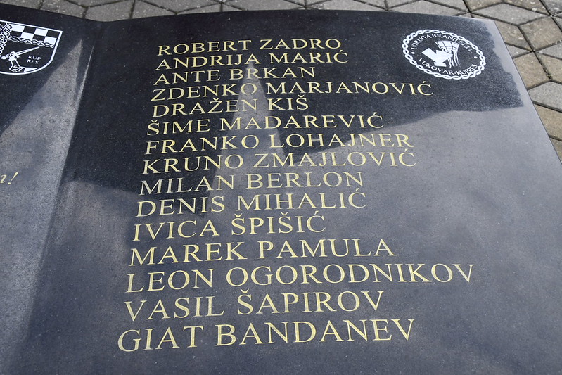 SPOMEN OBILJEŽJE NA KUPRESU PRIPADNICIMA 204 VUKOVARSKE BRIGADE