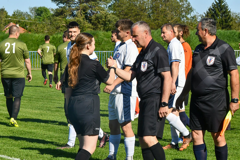 Sara Posavec, Baranja, nogometna sutkinja,