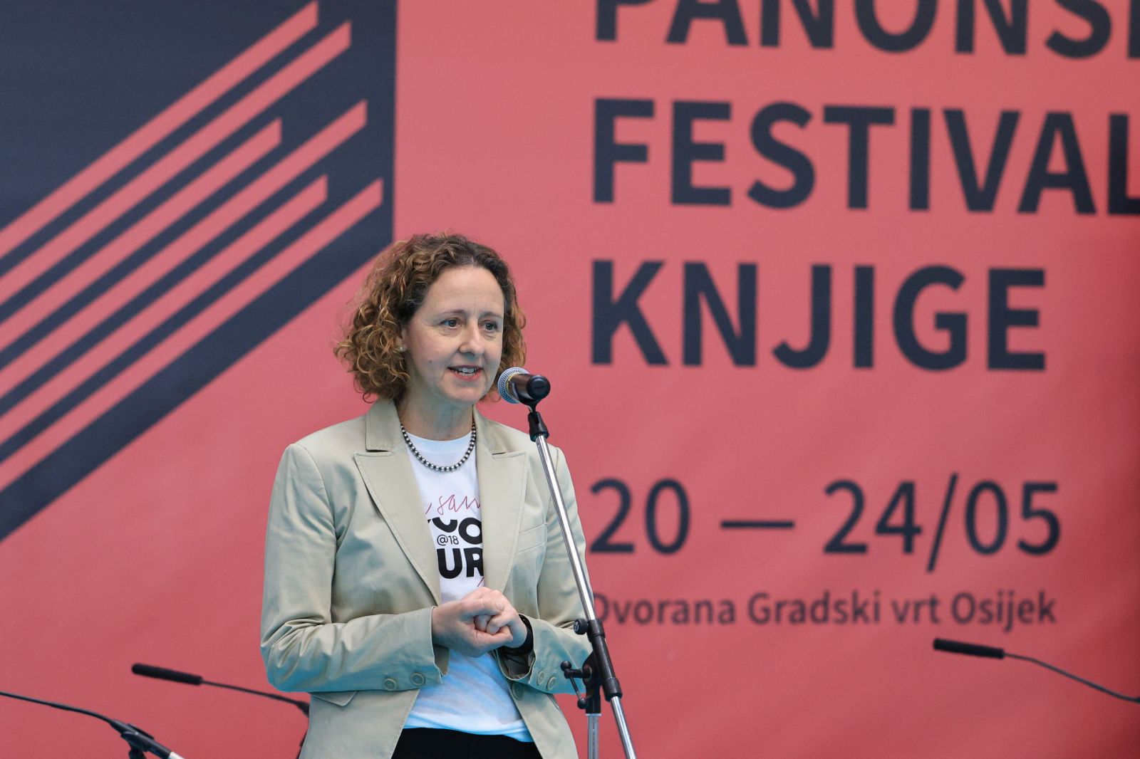 Nina Obuljen Korzinek Nina Obuljen Korzinek