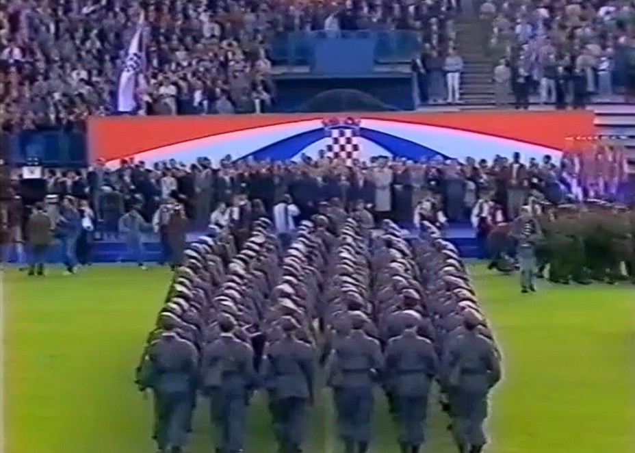 Povijsno postrojavanje ZNG a i MUP a u Kranjcevicoj 1991 povijesno postrojavanje