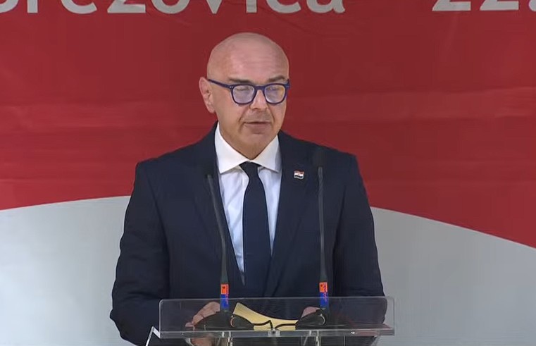 Ruzic Ruzic