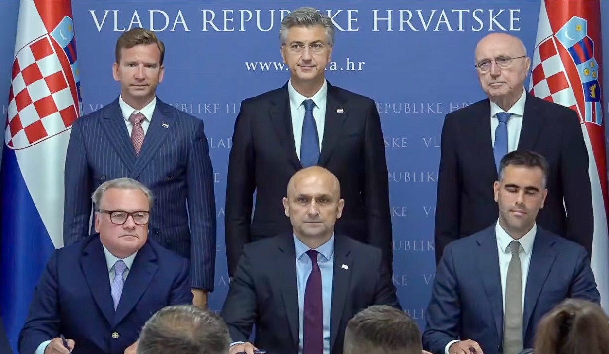 Potpisivanje memordamu za izgradnju tvornice streljiva u Obrovcu Potpisivanje memordamu za izgradnju tvornice streljiva u Obrovcu