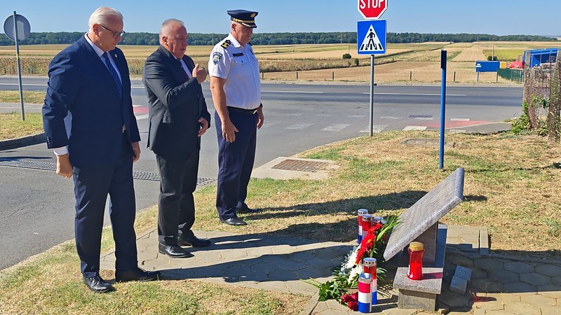 35. obljetnica ubojstva hrvatskih policajaca 35. obljetnica ubojstva hrvatskih policajaca