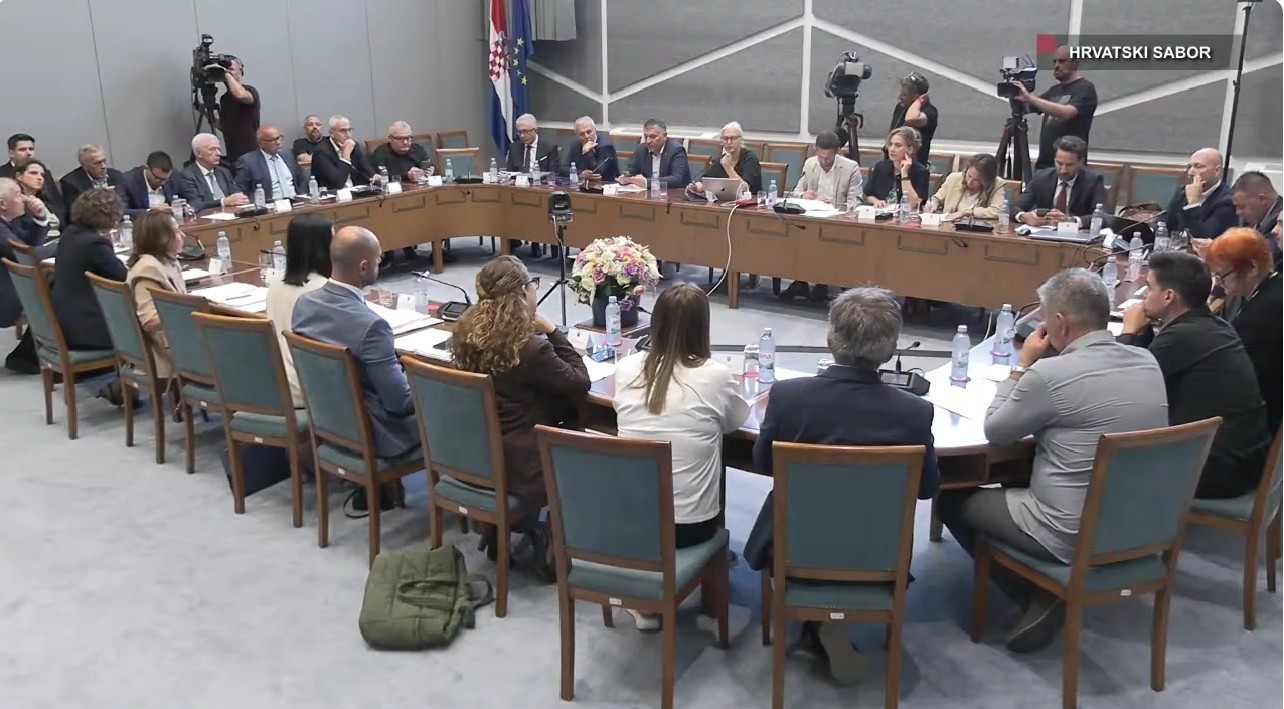 Opasni otpad Gospić