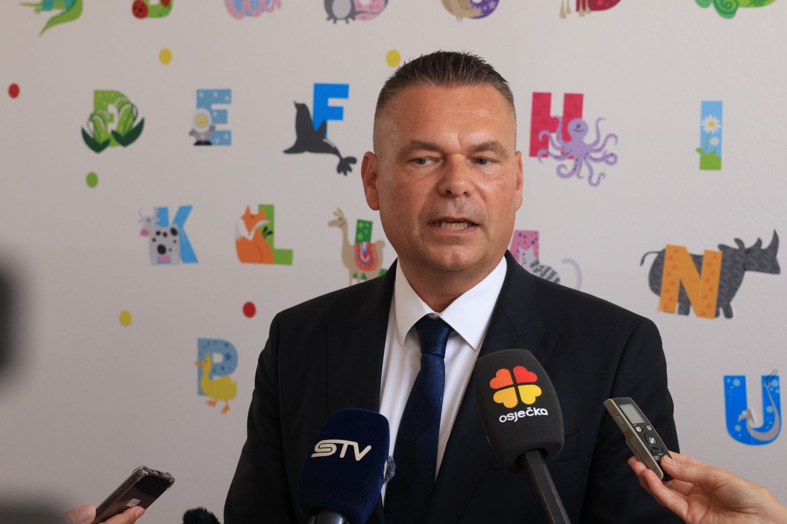 Kresimir Kasuba Kresimir Kasuba