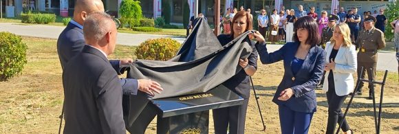spomenik u Belišću