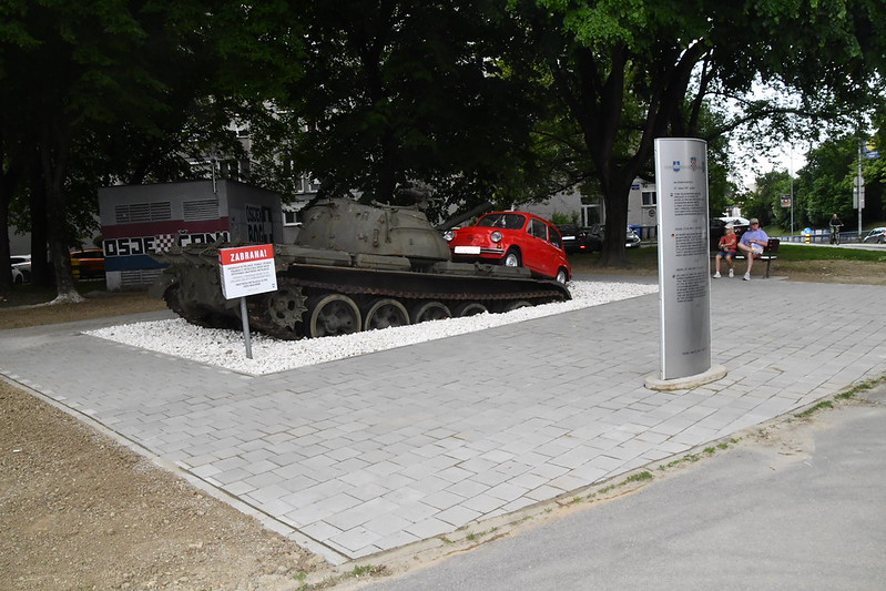 Crveni fićo