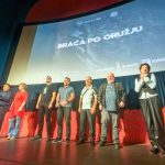 projekcija, Uranija, Braća po oružju