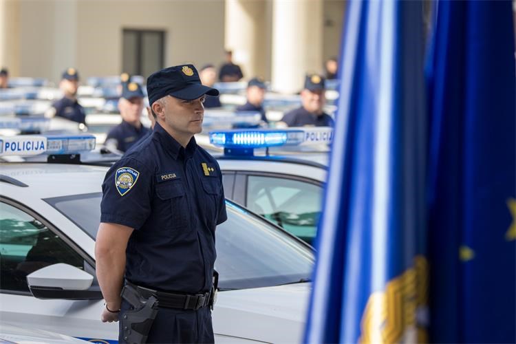 nova policijska vozila